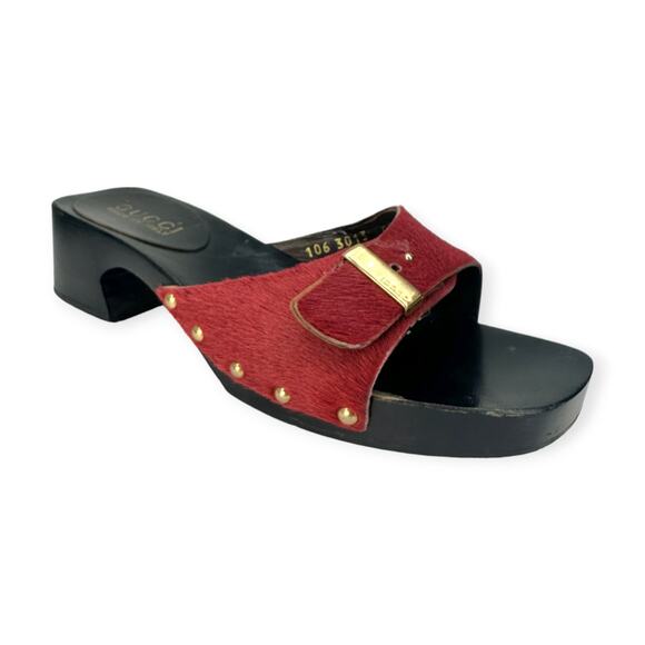 GUCCI | 5.5 | Red Ponyhair Gold Buckle Studded Wood Block Heel Slide Sandals - Picture 3 of 12